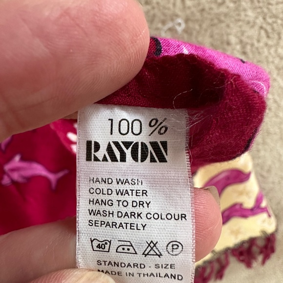 Beach sarong and matching tank - Picture 3 of 3